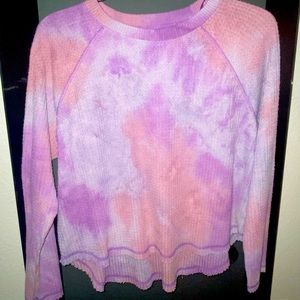 Light tie dye long sleeve shirt.